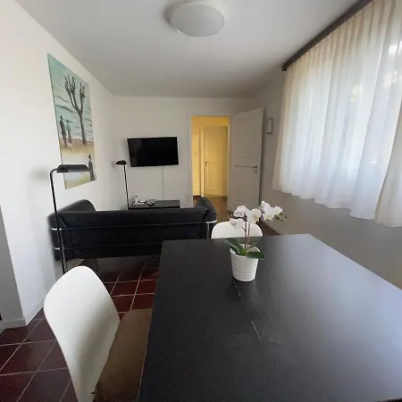 Ascona: Casa Conchiglia * 阿斯科纳